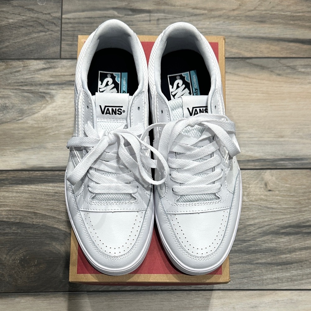 Vans Lowland CC Sneakers in White